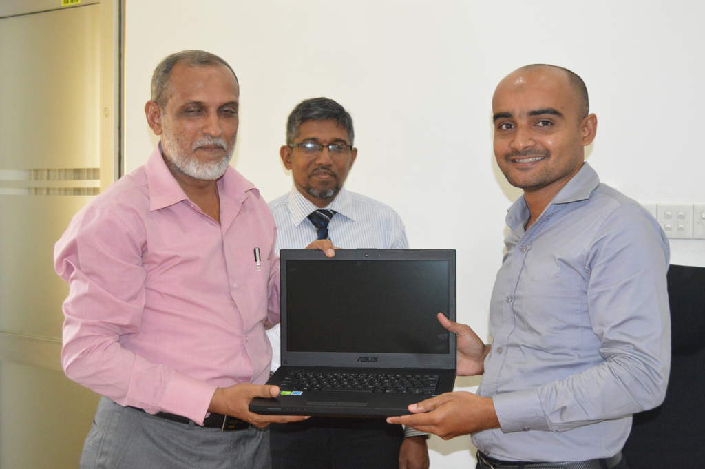 Issuing Laptops under HETC IDAS for Academic Staff of FIA