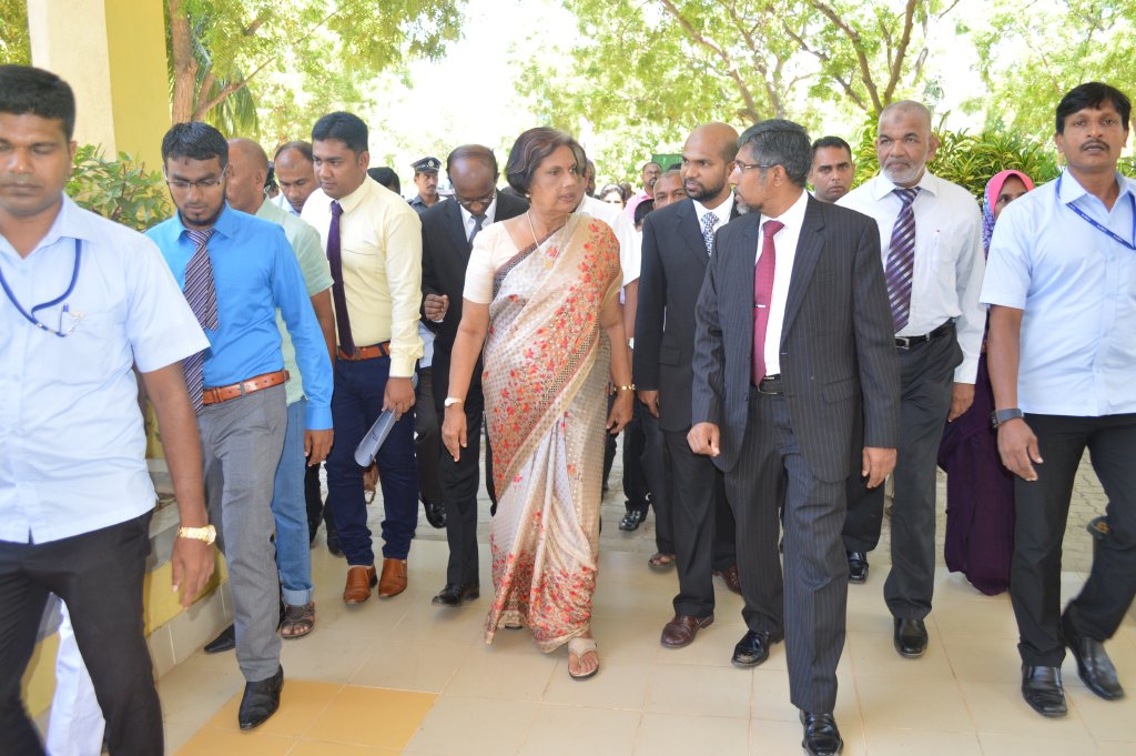 A rousing welcome to Former President and Chairperson of ONUR Madam Chandrika Bandaranayake at SEUSL